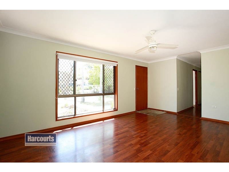 5 Topham Court, Hillcrest QLD 4118