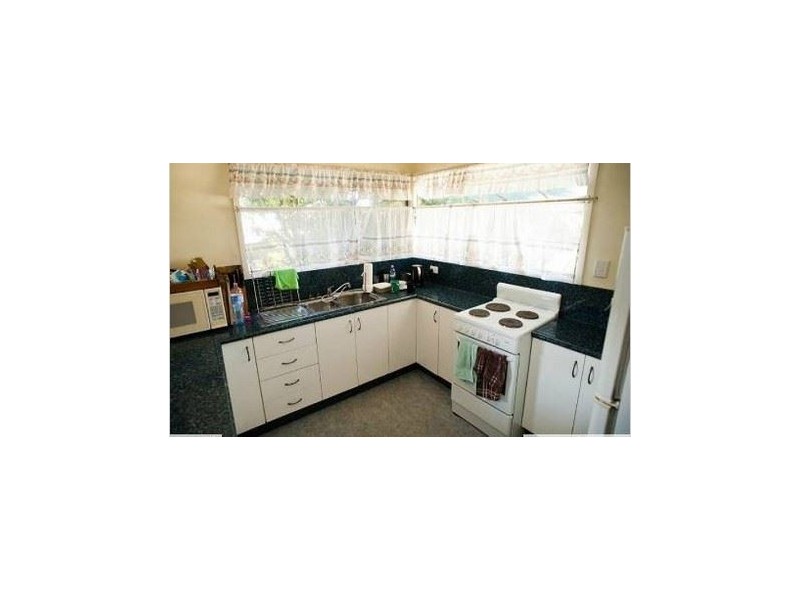 4 Marlow Street, Woodridge QLD 4114