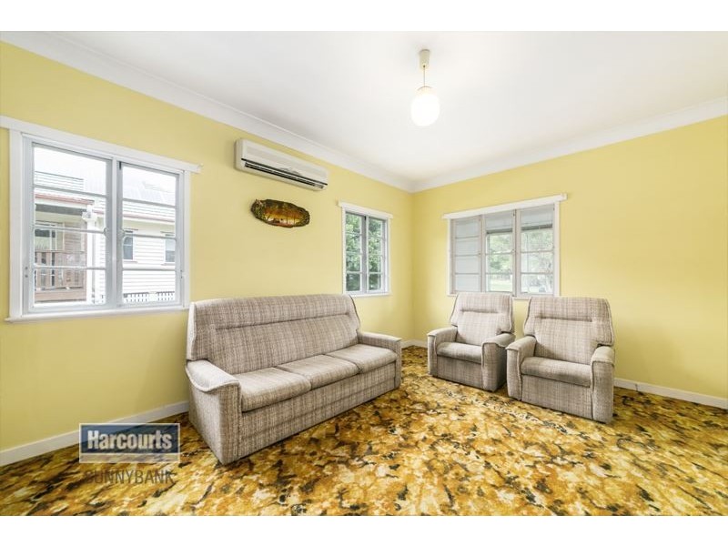 4 Beechcroft Street, Coopers Plains QLD 4108