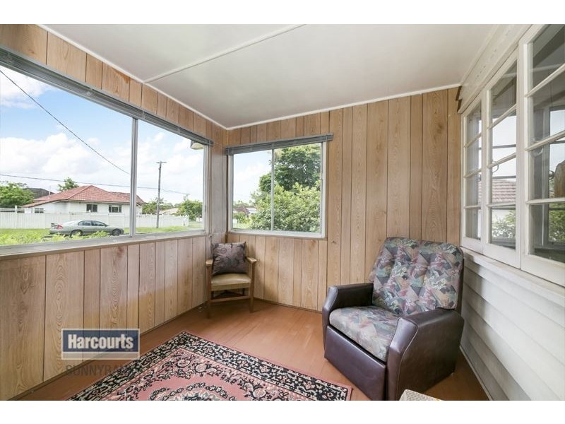 4 Beechcroft Street, Coopers Plains QLD 4108