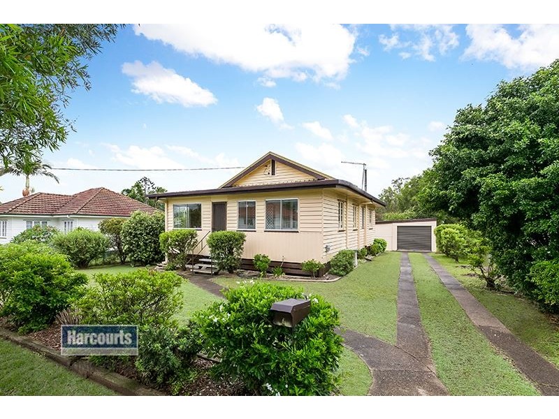 4 Beechcroft Street, Coopers Plains QLD 4108