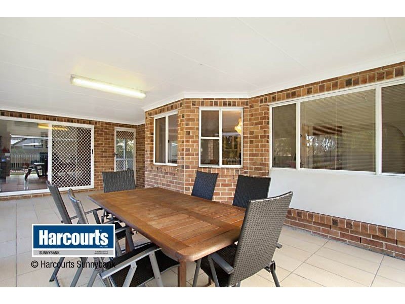 8 Jasmine Court, Calamvale QLD 4116