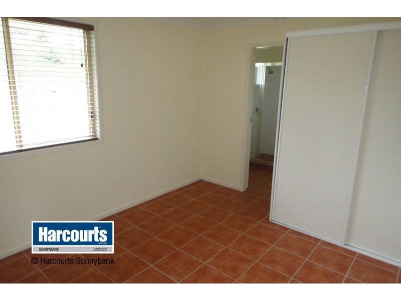 210 Bowhill Road, Willawong QLD 4110