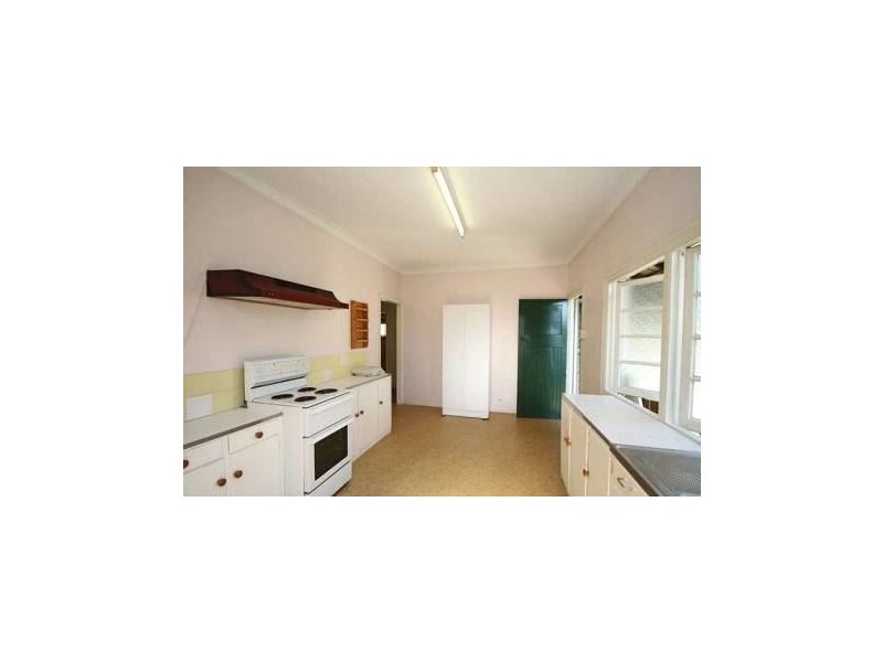 18 Dawson Road, Upper Mount Gravatt QLD 4122