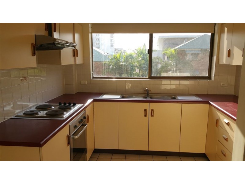 4/18 Ellis Street, Kangaroo Point QLD 4169