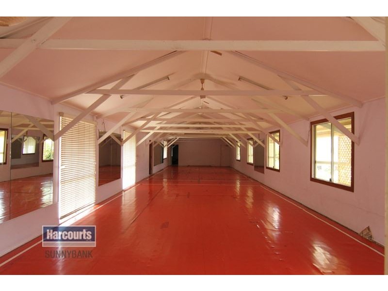 25 Stackpole Street, Wishart QLD 4122