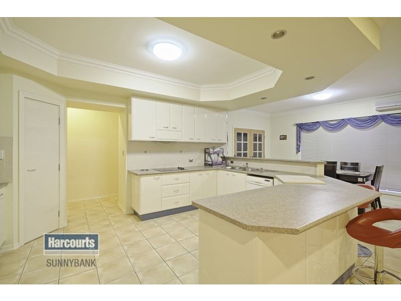 16 Edgeware Close, Sunnybank Hills QLD 4109