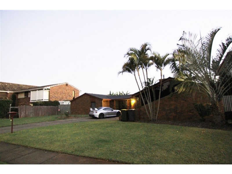 43 Romulus Street, Robertson QLD 4109