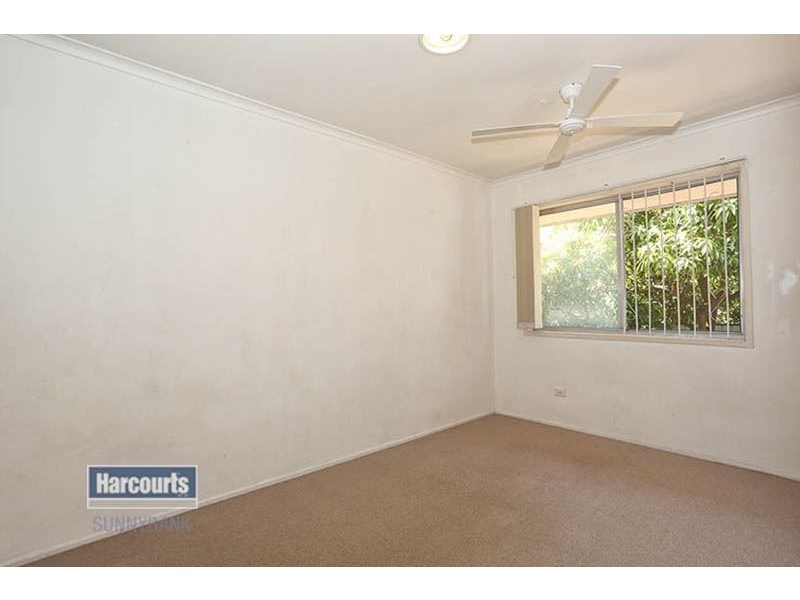 531 Mains Road, Macgregor QLD 4109