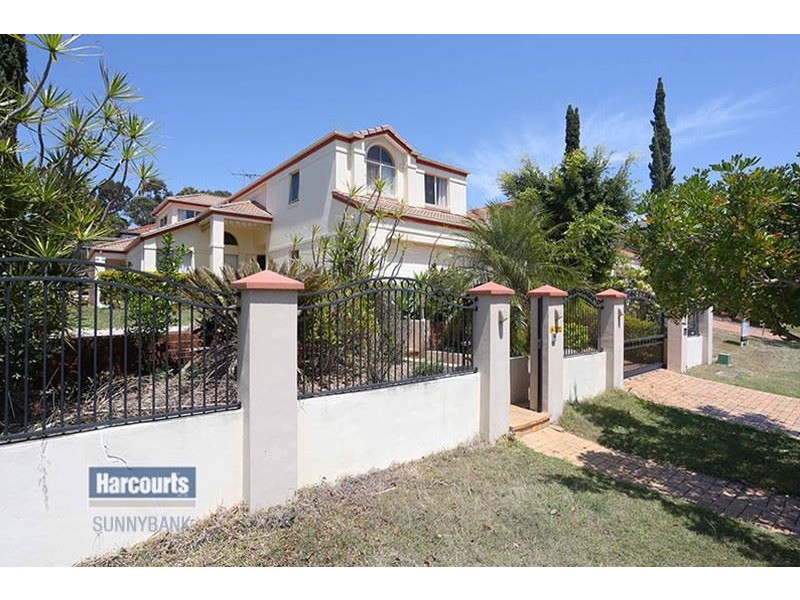 14 Regal Place, Eight Mile Plains QLD 4113