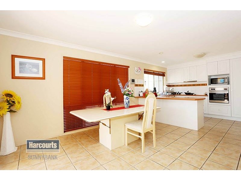 14 Regal Place, Eight Mile Plains QLD 4113