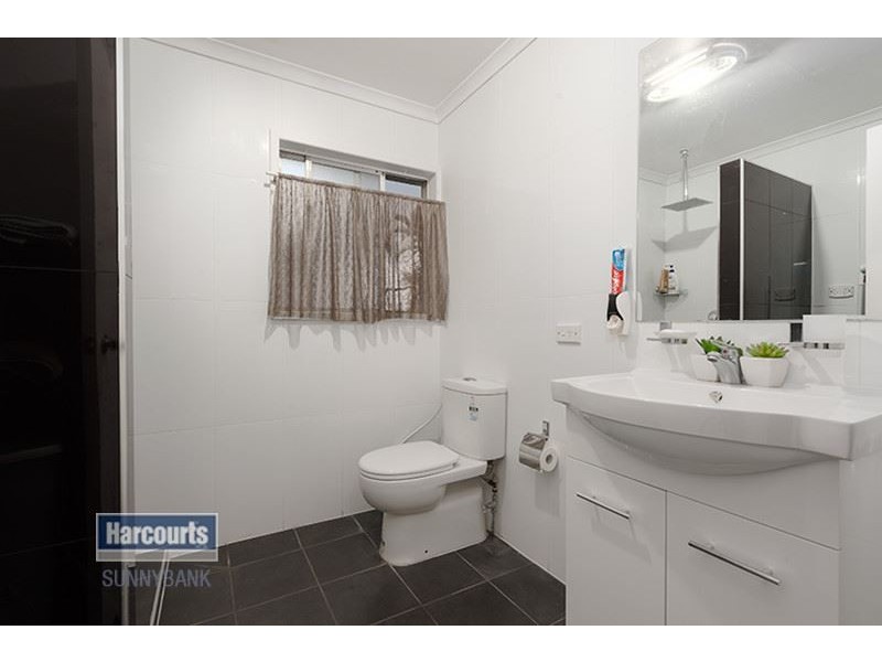 162 Mayes Avenue, Kingston QLD 4114