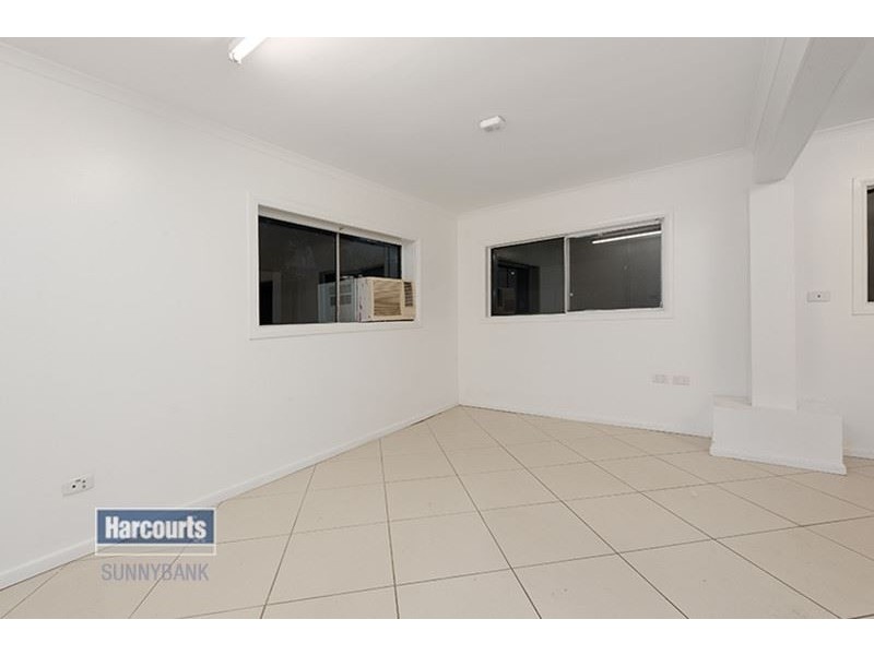 162 Mayes Avenue, Kingston QLD 4114