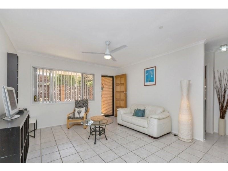 A/16 Saffron Street, Robertson QLD 4109
