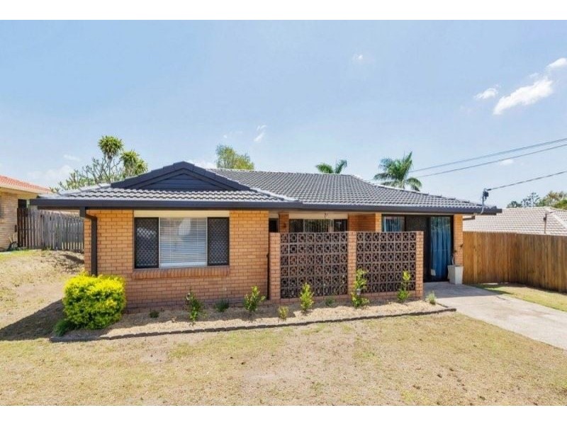 16 Saffron Street, Robertson QLD 4109