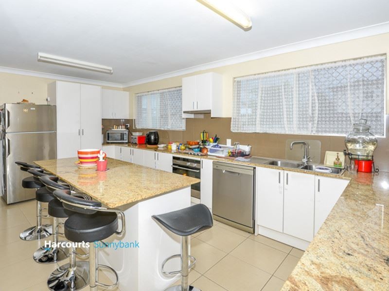 11 Hanify Street, Acacia Ridge QLD 4110