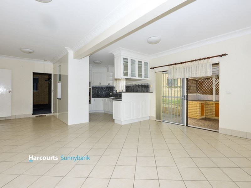 1 Dando Street, Macgregor QLD 4109