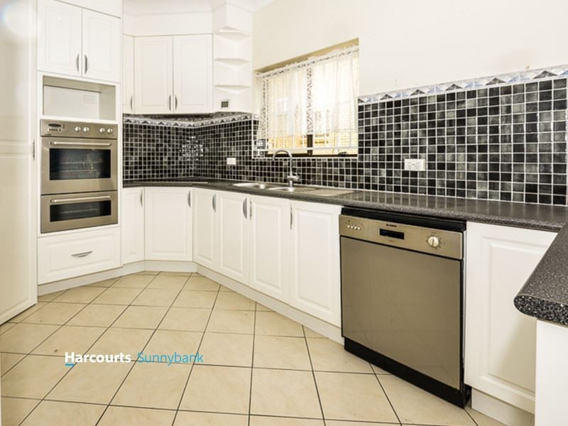 1 Dando Street, Macgregor QLD 4109