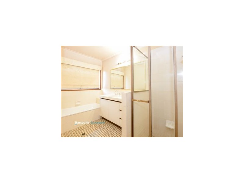 1/429 Kessels Road, Robertson QLD 4109