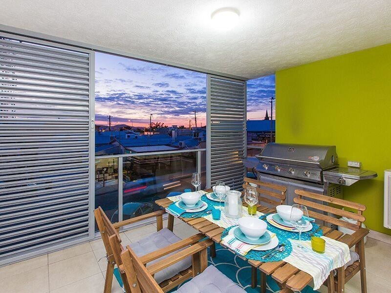 4/25 Cracknell Road, Annerley QLD 4103