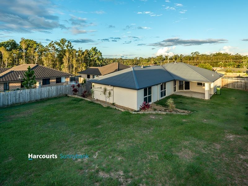 4 Charlton Place, Regents Park QLD 4118