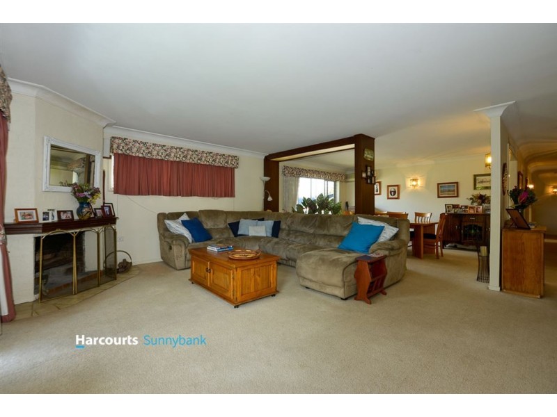 6 Worrell Street, Macgregor QLD 4109
