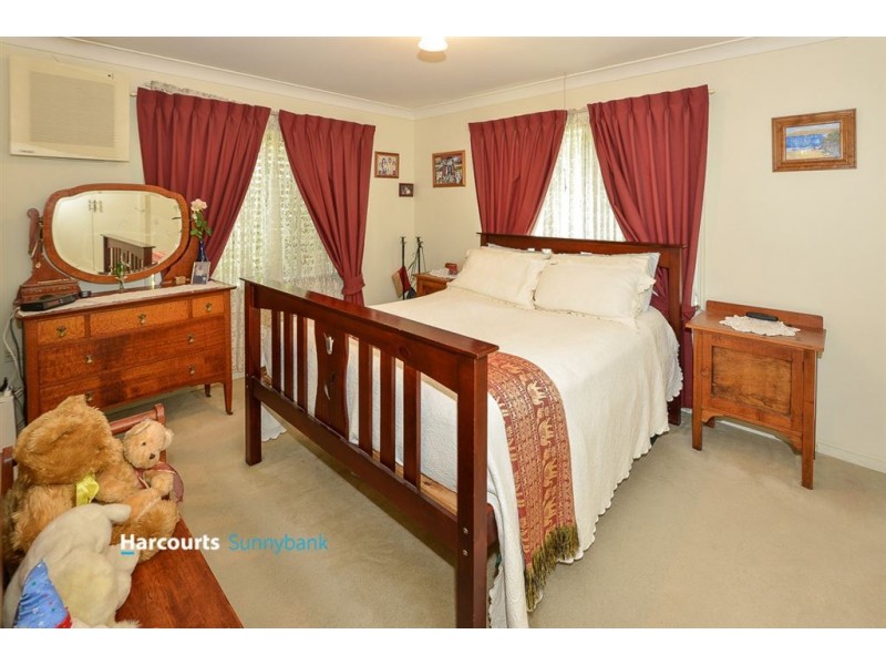 6 Worrell Street, Macgregor QLD 4109