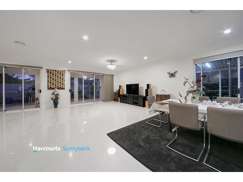 19 Phoenix Street, Rochedale QLD 4123