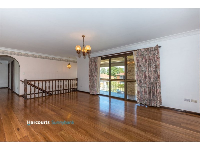 7 Carnoustie Street, Macgregor QLD 4109