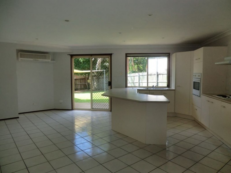 12 Lang Street, Sunnybank Hills QLD 4109