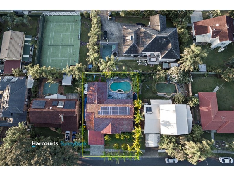 8 Metropole Street, Robertson QLD 4109