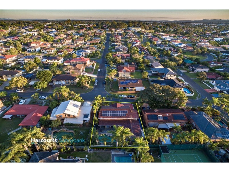 8 Metropole Street, Robertson QLD 4109