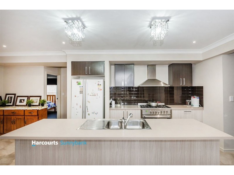 4 Berrima Street, Regents Park QLD 4118