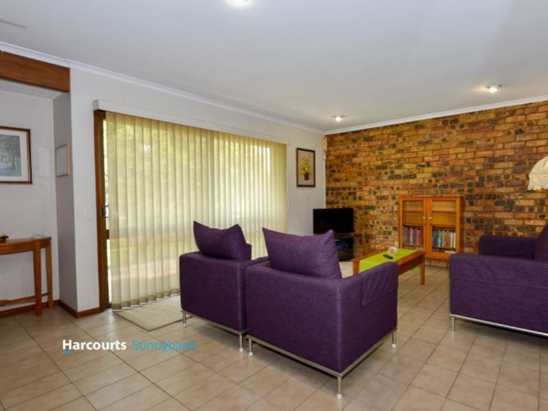 429 Kessels Road, Robertson QLD 4109