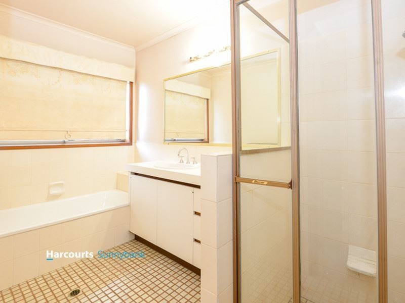 429 Kessels Road, Robertson QLD 4109