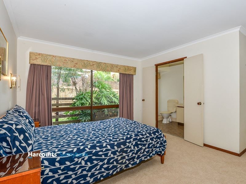 429 Kessels Road, Robertson QLD 4109