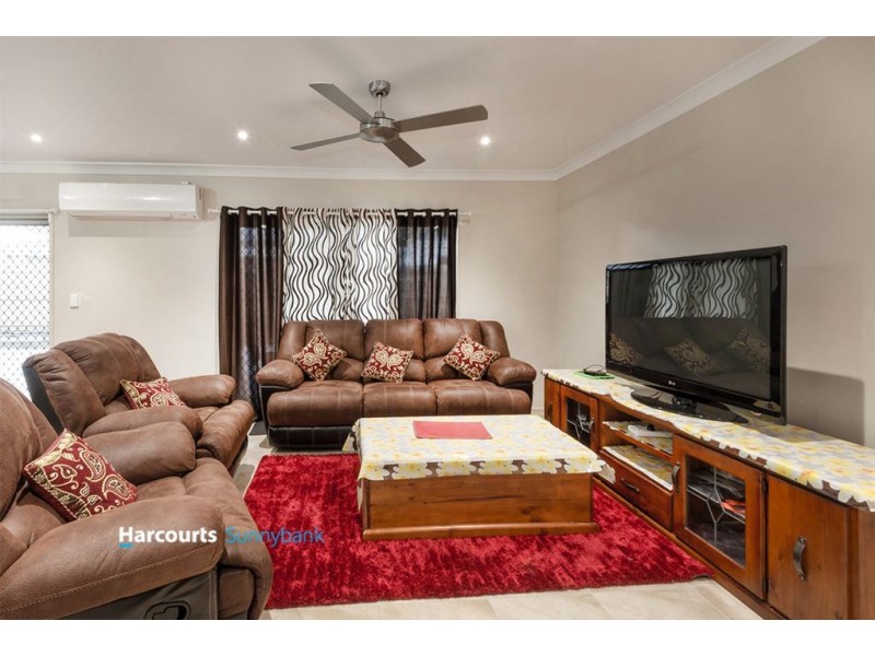 4 Berrima Street, Regents Park QLD 4118