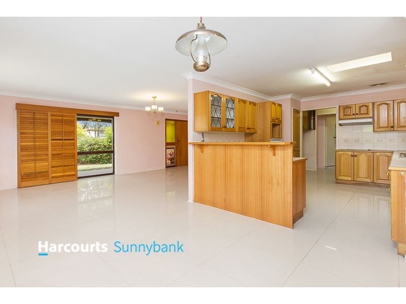 24 Marla Street, Robertson QLD 4109