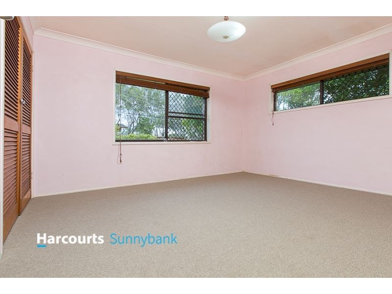 24 Marla Street, Robertson QLD 4109