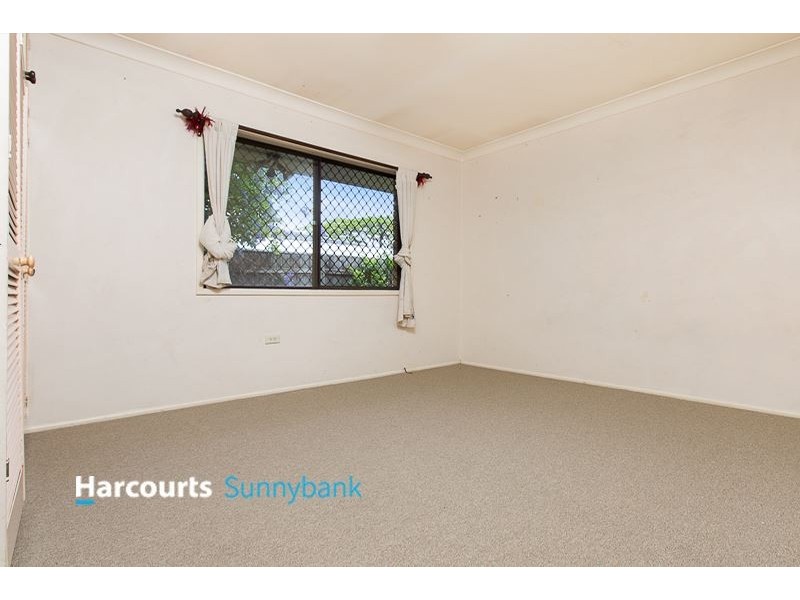 24 Marla Street, Robertson QLD 4109