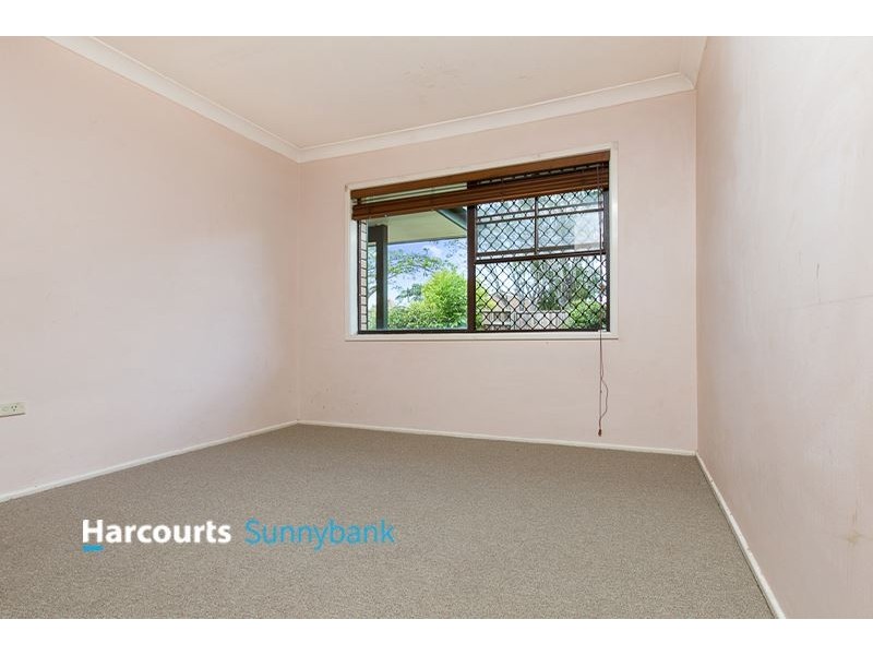 24 Marla Street, Robertson QLD 4109