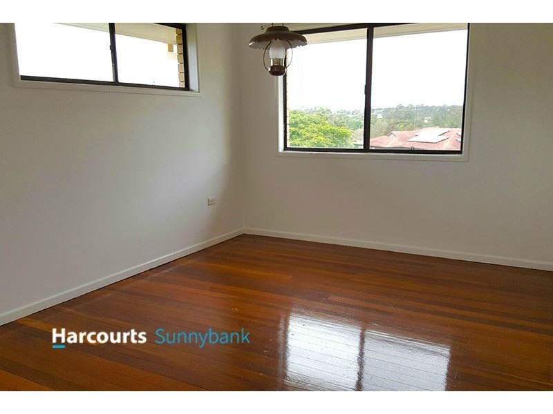 3 Standale Street, Macgregor QLD 4109