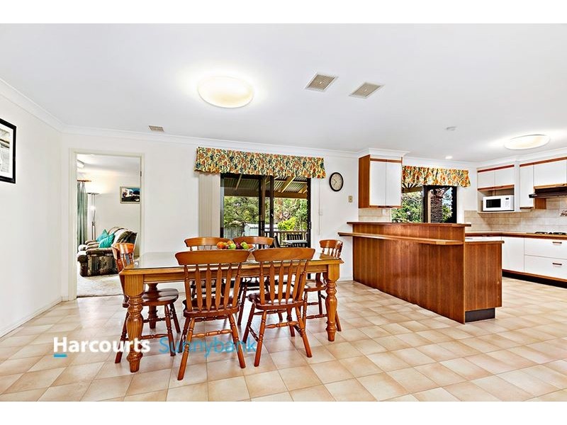 4 Statesman Crescent, Sunnybank Hills QLD 4109