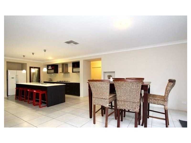 1 Toorwood Street, Heathwood QLD 4110