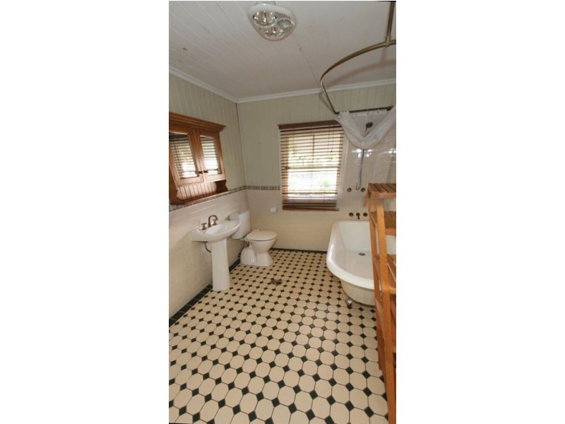 20 Leonard Street, Woolloongabba QLD 4102