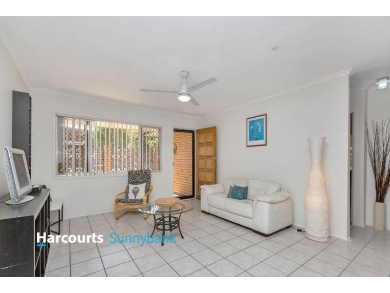 16A Saffron Street, Robertson QLD 4109