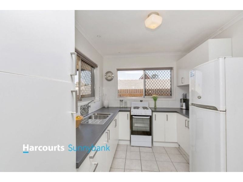 16A Saffron Street, Robertson QLD 4109