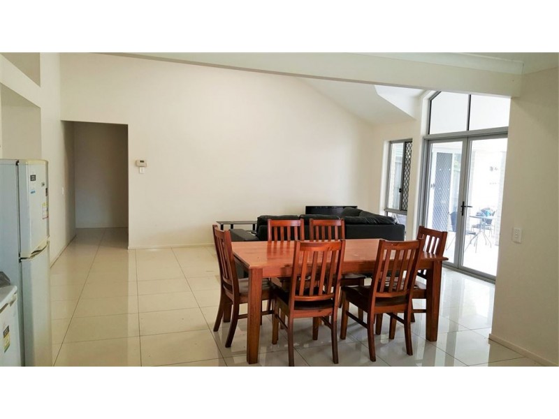 91D Dixon Street, Sunnybank QLD 4109