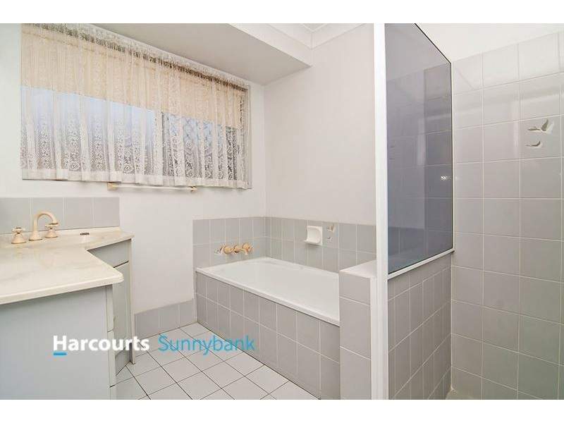 B/3 Seeana Street, Sunnybank Hills QLD 4109