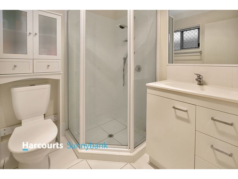 1/1 Emerald Drive, Regents Park QLD 4118